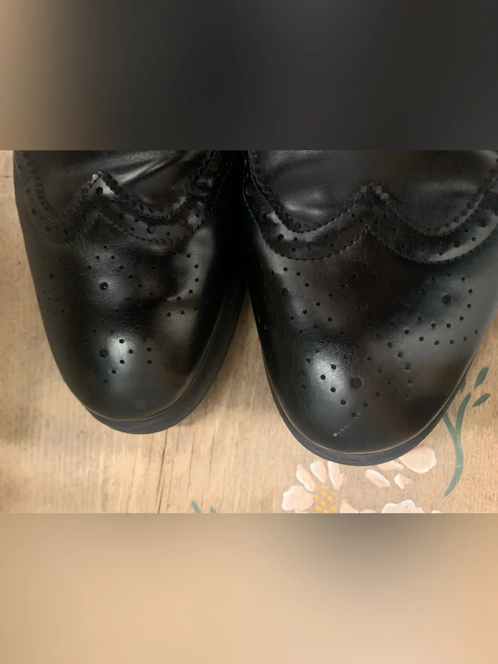 Van Heusen Black Wingtip Lace-Up Oxfords